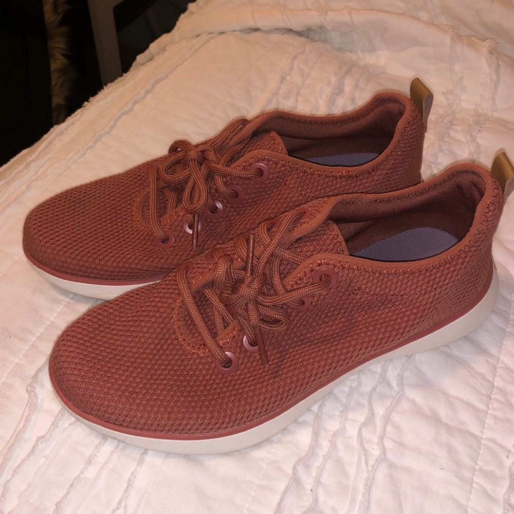 Burnt Orange Red Tennis Shoes